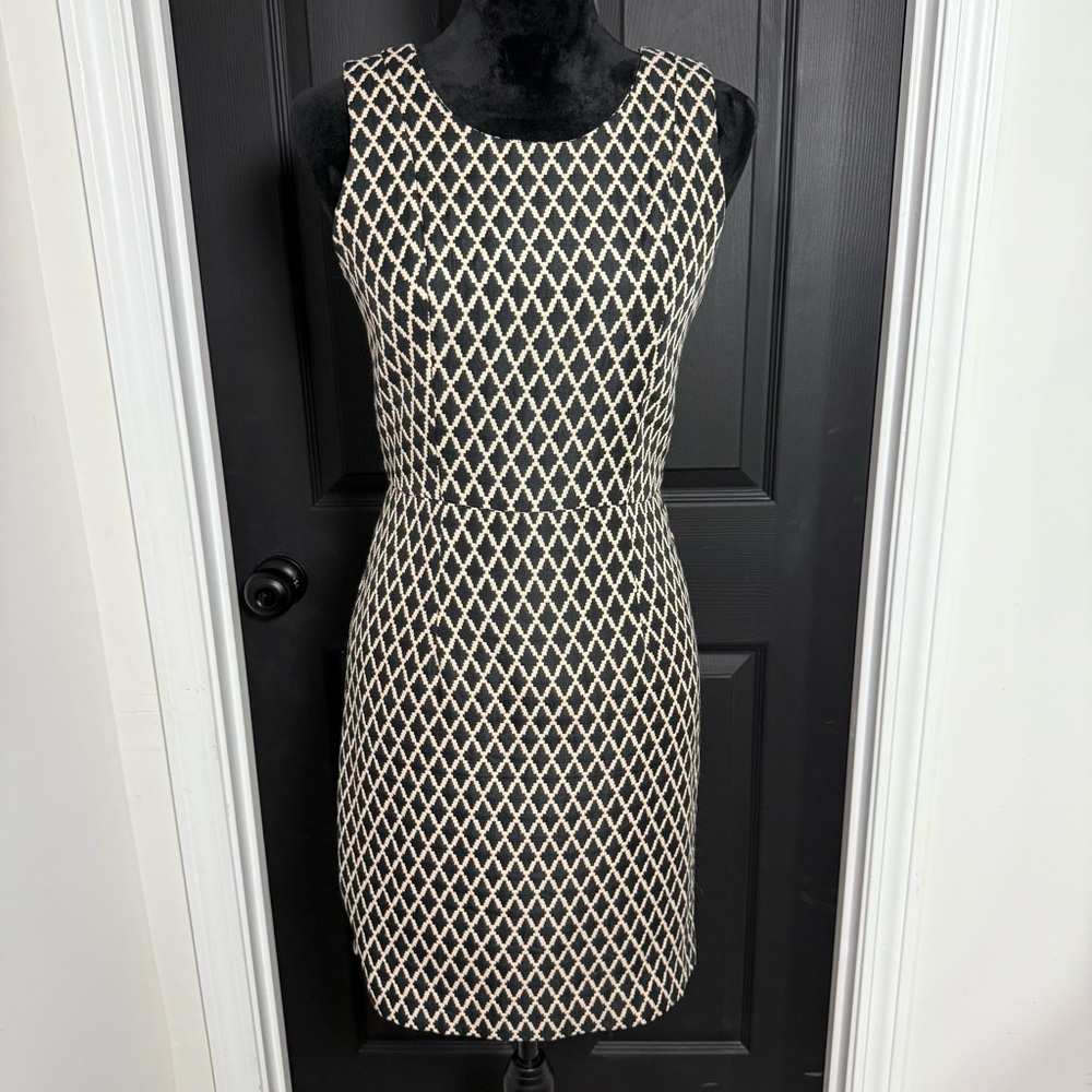 Banana Republic Black and Cream Geometric Mini Dress